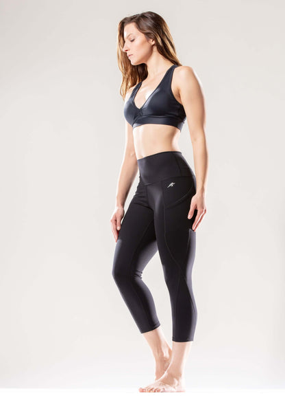 High-Waisted Capri Leggings with Hip Pockets