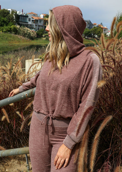 Hooded Pullover